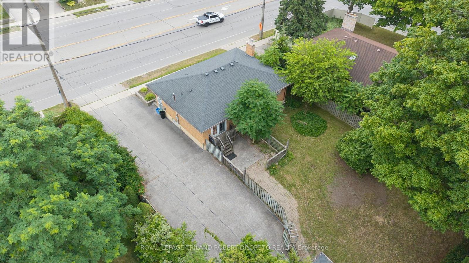 584 Wonderland Road N, London North (North P), Ontario  N6H 3E4 - Photo 25 - X12287856