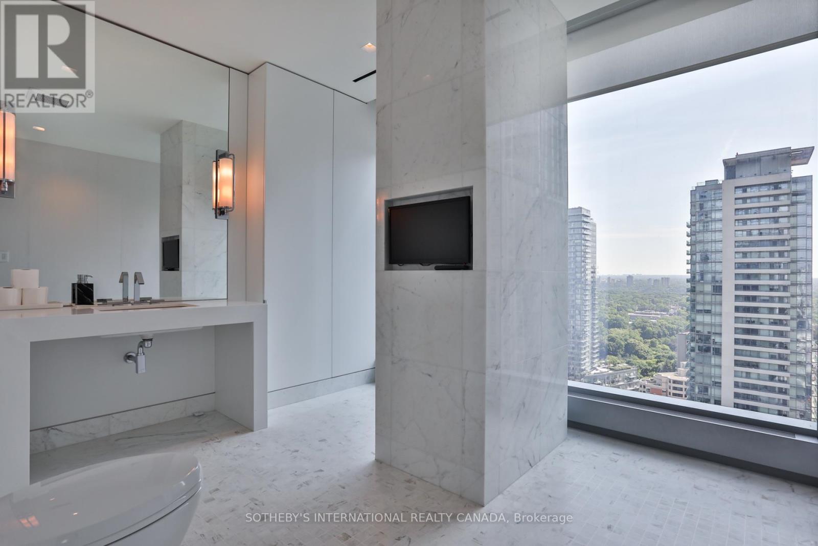 2503/2504 - 50 Yorkville Avenue, Toronto, Ontario  M4W 0A3 - Photo 13 - C12291118