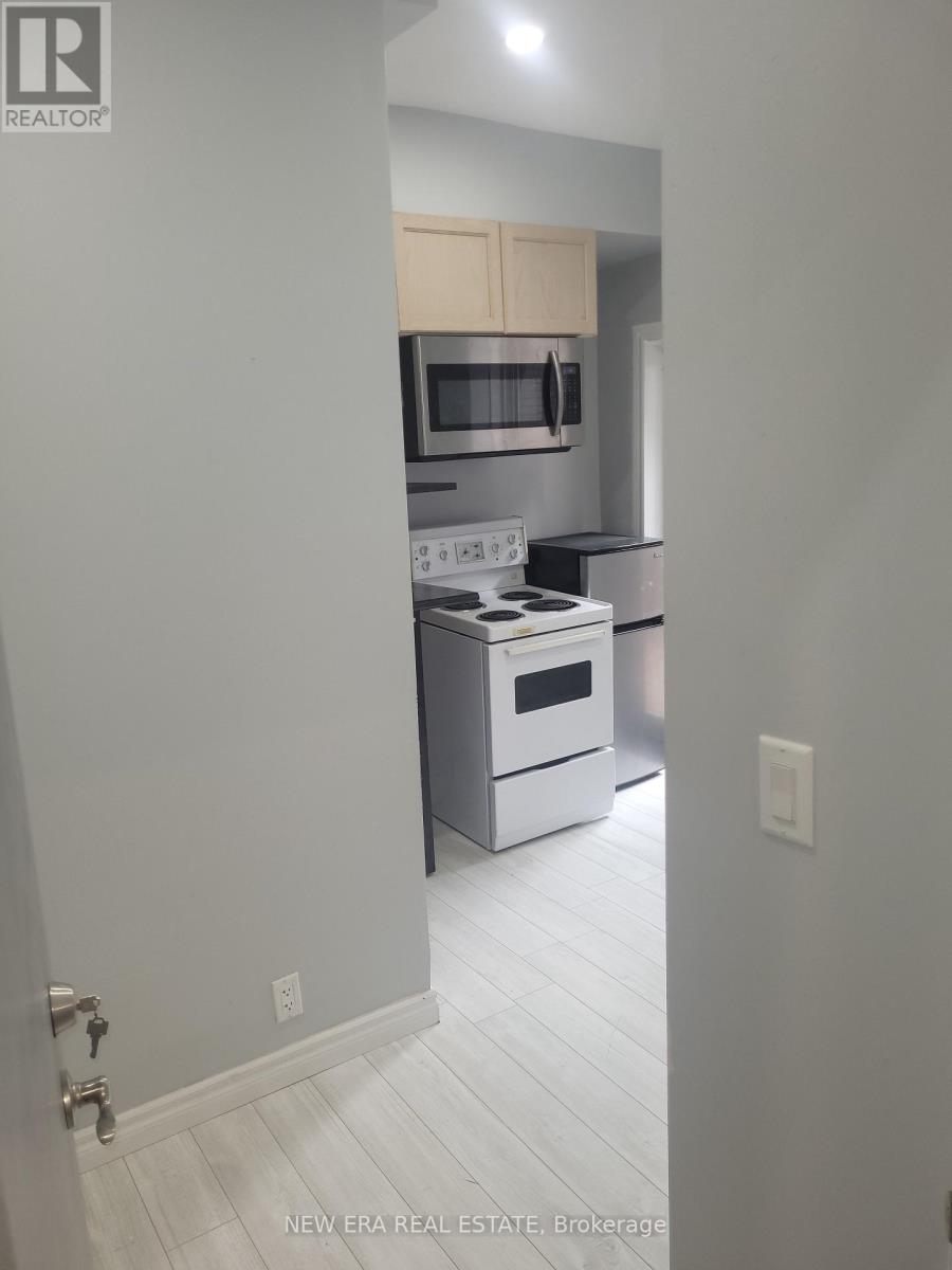 850 Bathurst Street, Toronto (Annex), Ontario  M5R 3G1 - Photo 11 - C12291167