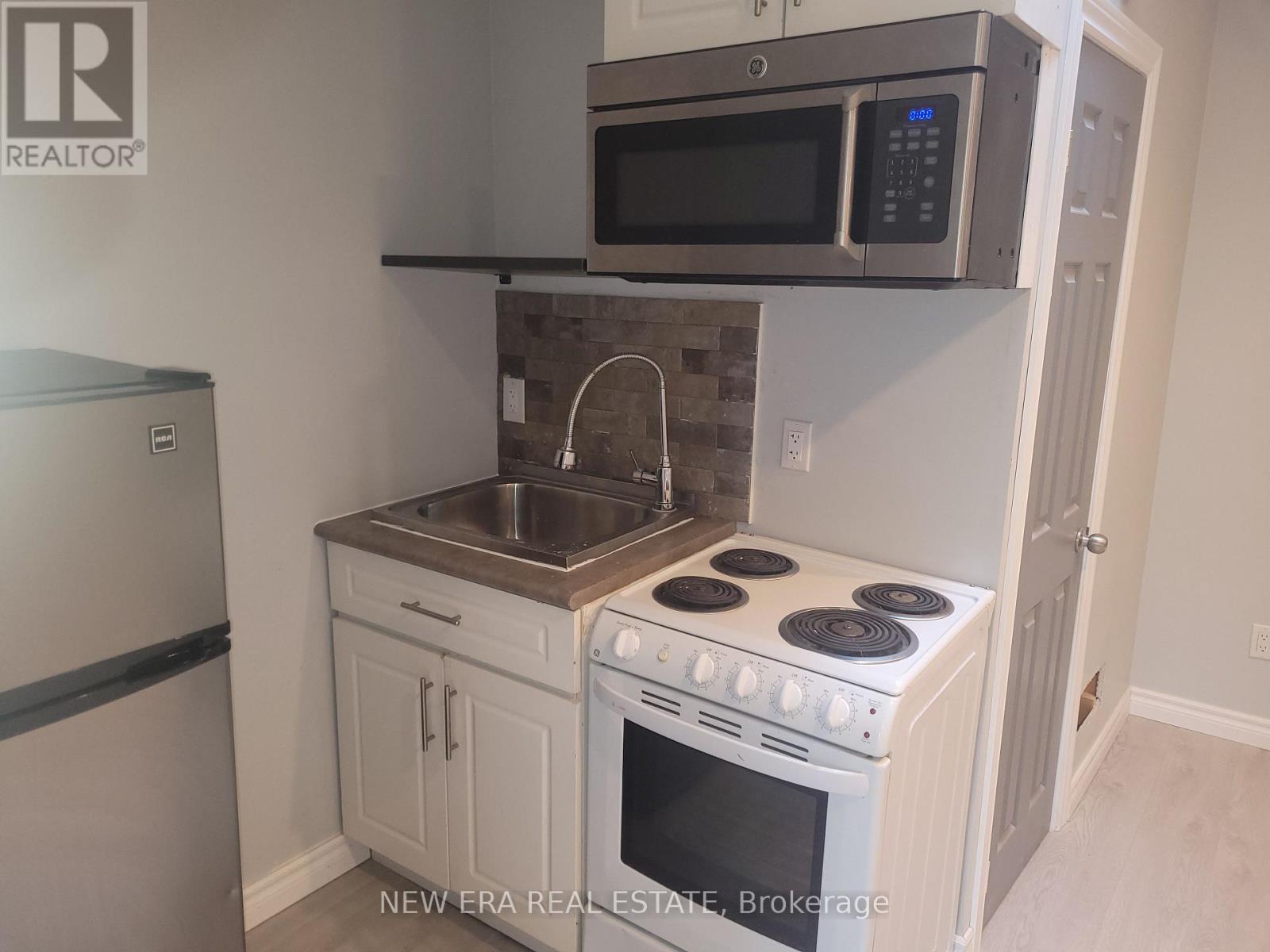850 Bathurst Street, Toronto (Annex), Ontario  M5R 3G1 - Photo 12 - C12291167