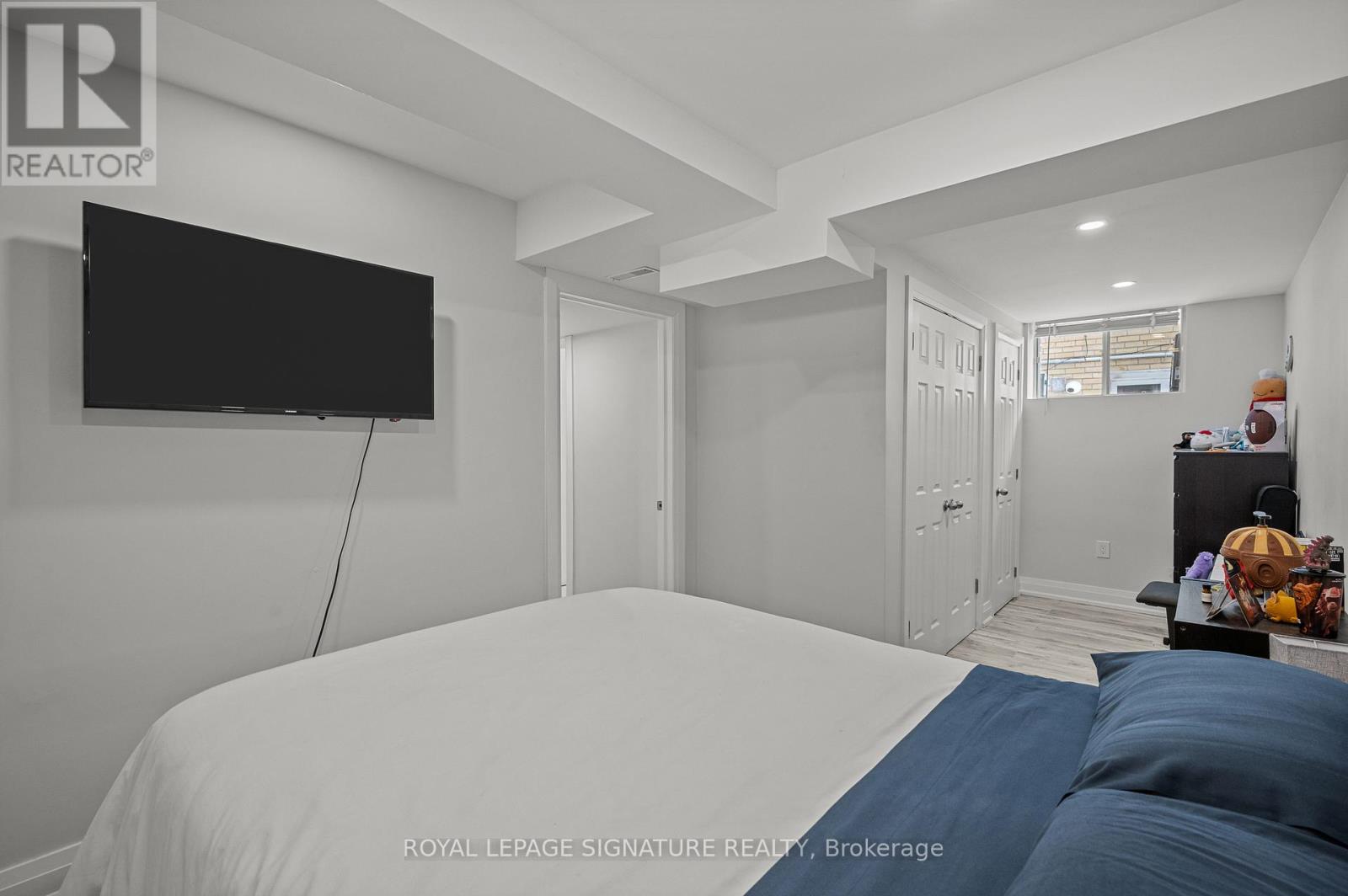 Lower - 599 Glencairn Avenue, Toronto, Ontario  M6B 1Z6 - Photo 12 - C12291184