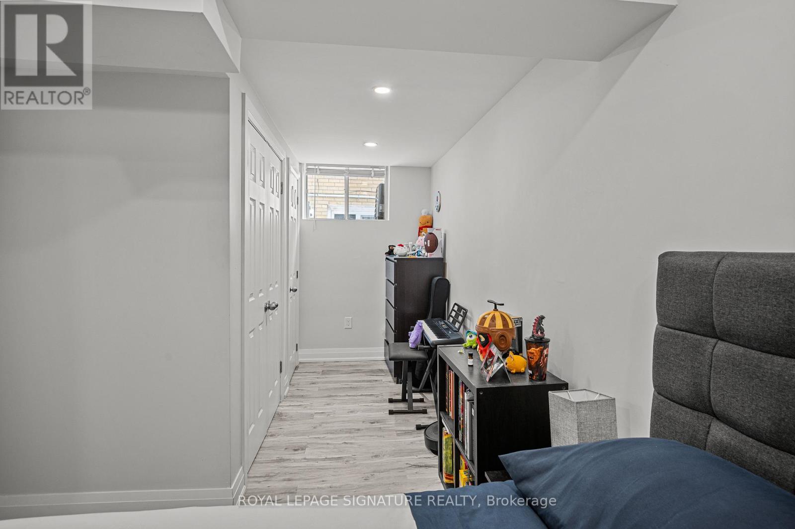 Lower - 599 Glencairn Avenue, Toronto, Ontario  M6B 1Z6 - Photo 13 - C12291184