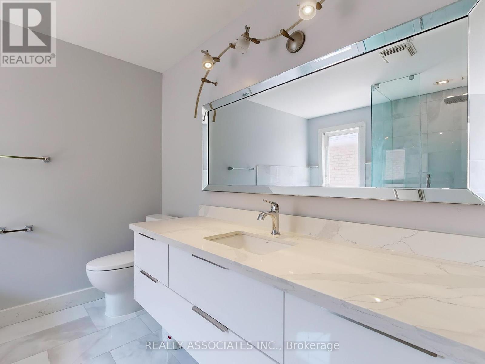 2 Lord Nelson Court, Richmond Hill, Ontario  L4S 1Y1 - Photo 44 - N12291075