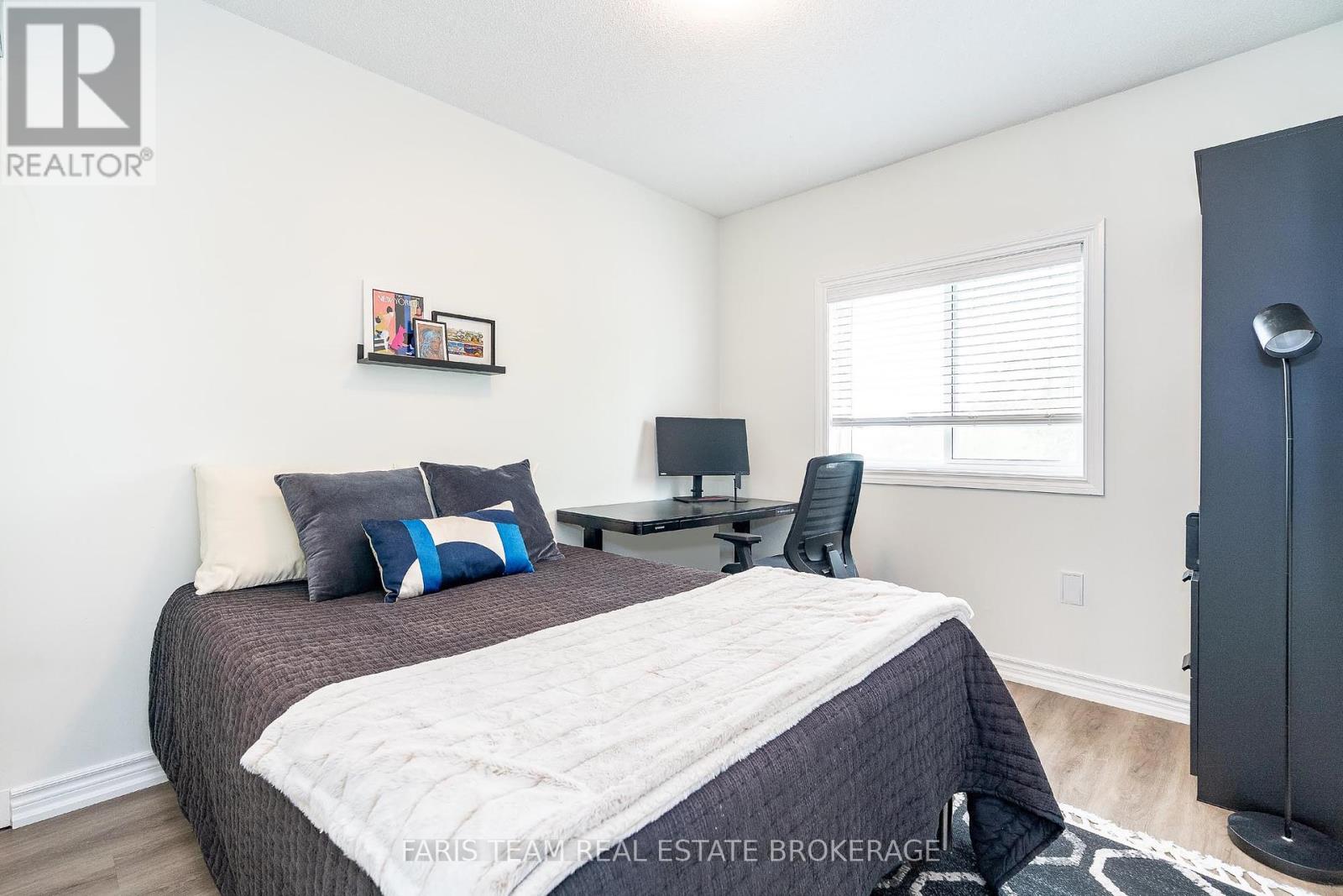 35 Southwoods Crescent, Barrie, Ontario  L4N 9P8 - Photo 14 - S12291054