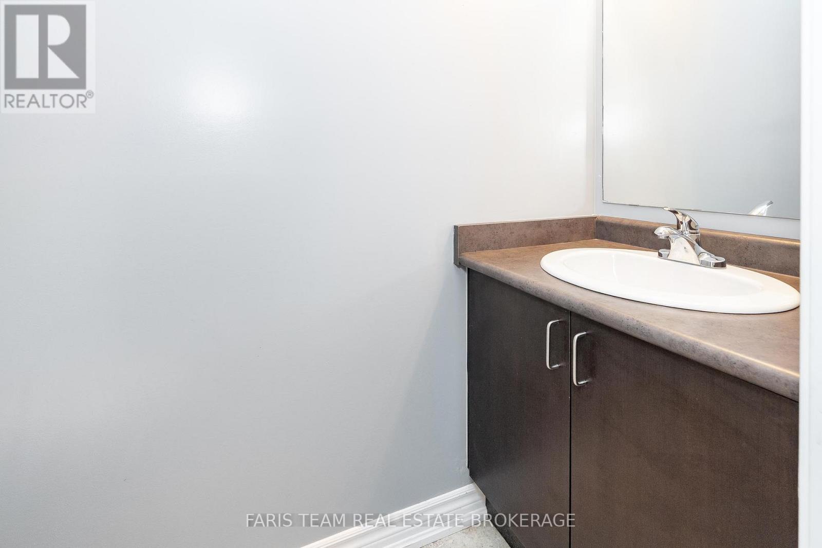 35 Southwoods Crescent, Barrie, Ontario  L4N 9P8 - Photo 20 - S12291054