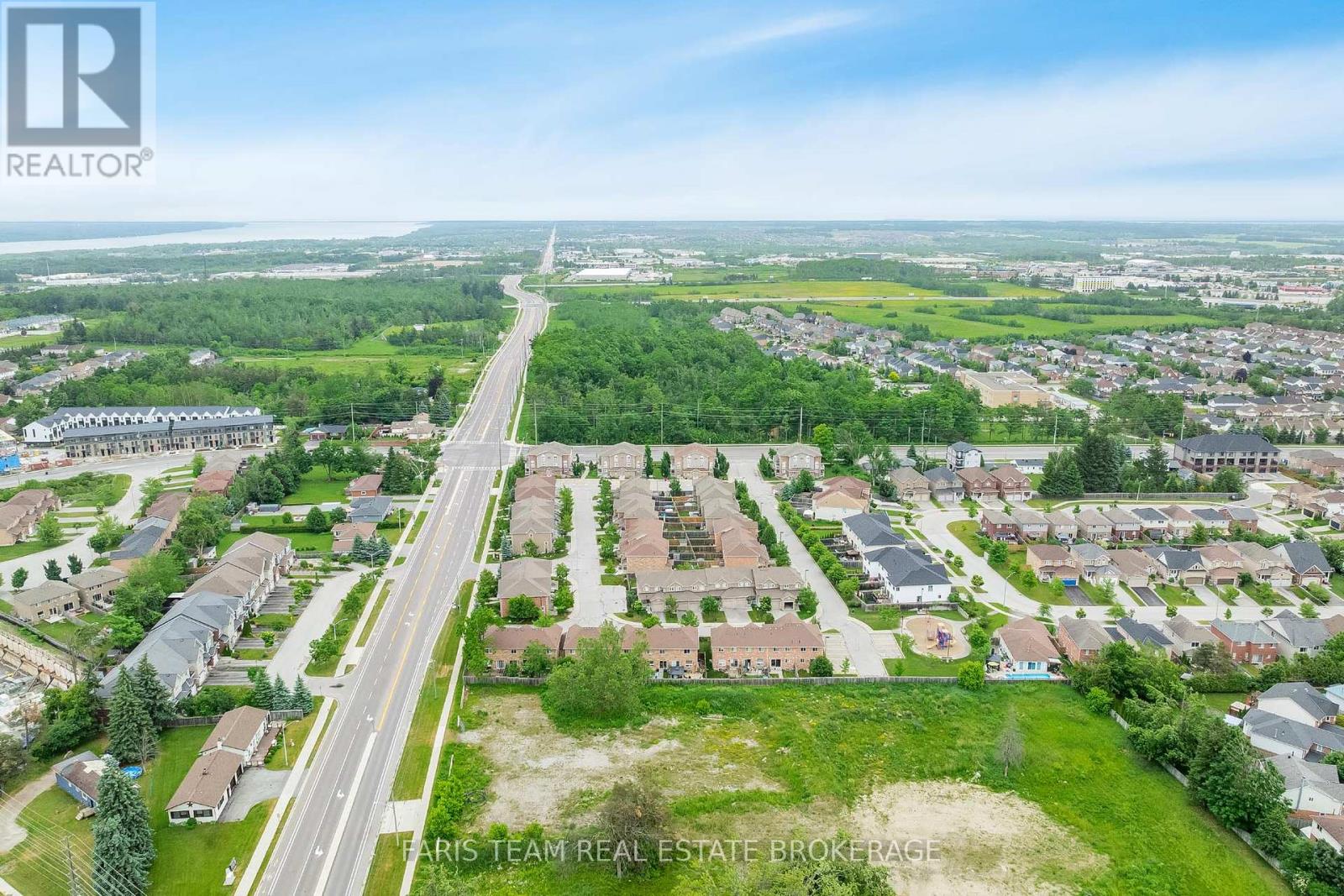35 Southwoods Crescent, Barrie, Ontario  L4N 9P8 - Photo 26 - S12291054