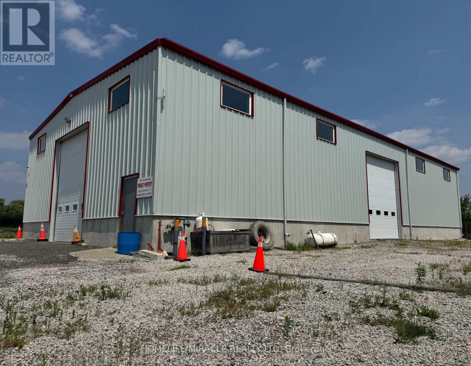 Unit 2 (B) - 6520 Mayfield Road, Caledon, Ontario  L7C 0Z8 - Photo 2 - W12291029