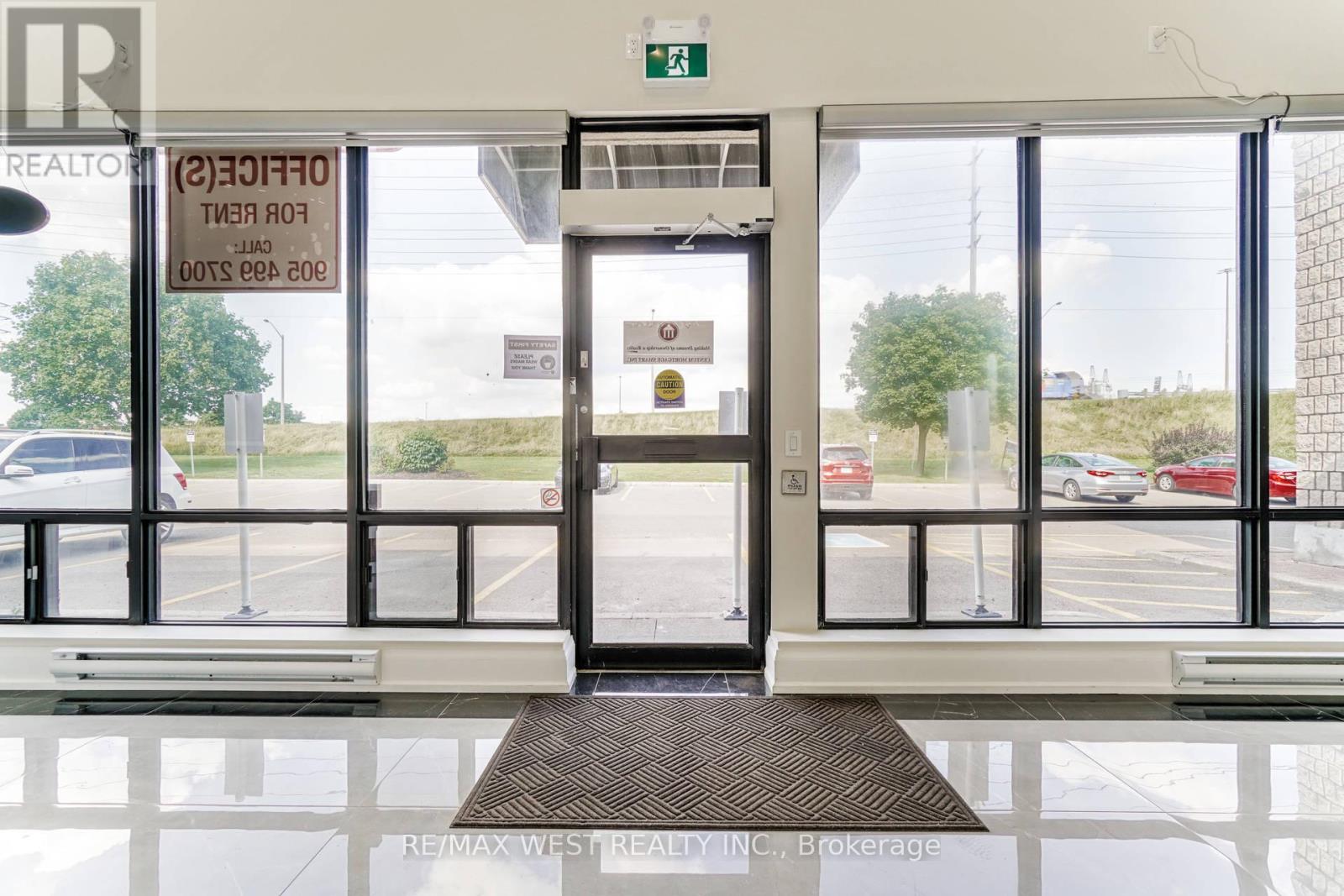 20 (4) - 7956 Torbram Road, Brampton, Ontario  L6T 5A2 - Photo 6 - W12291058