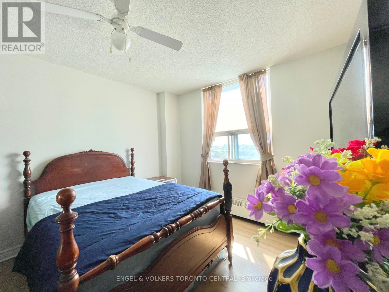 1003 - 3390 Weston Road, Toronto (Humbermede), Ontario  M9M 2X3 - Photo 12 - W12291112