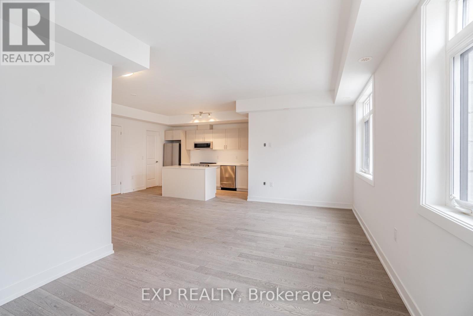 229 - 1062 Douglas Mccurdy Comm Court, Mississauga (Lakeview), Ontario  L5G 0C6 - Photo 12 - W12291131