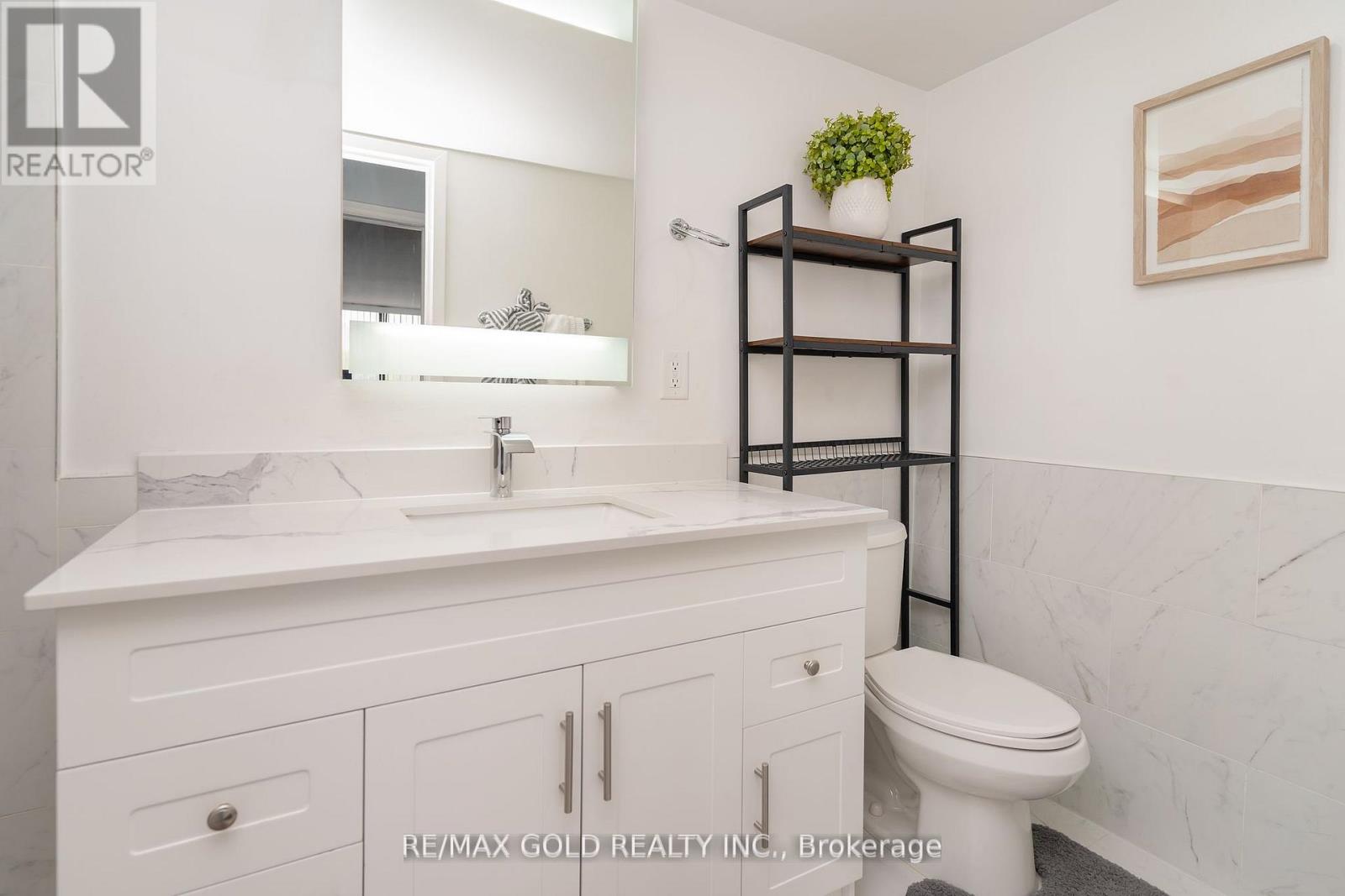 201 - 25 Agnes Street, Mississauga, Ontario  L5B 3X7 - Photo 26 - W12291229