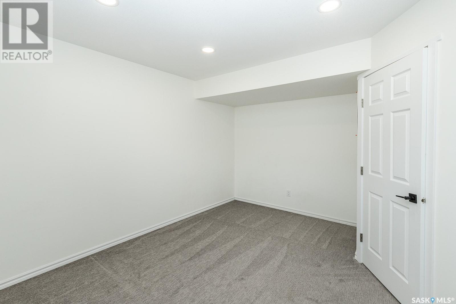 263 Barrett Street, Saskatoon, Saskatchewan  S7W 1C6 - Photo 29 - SK012837