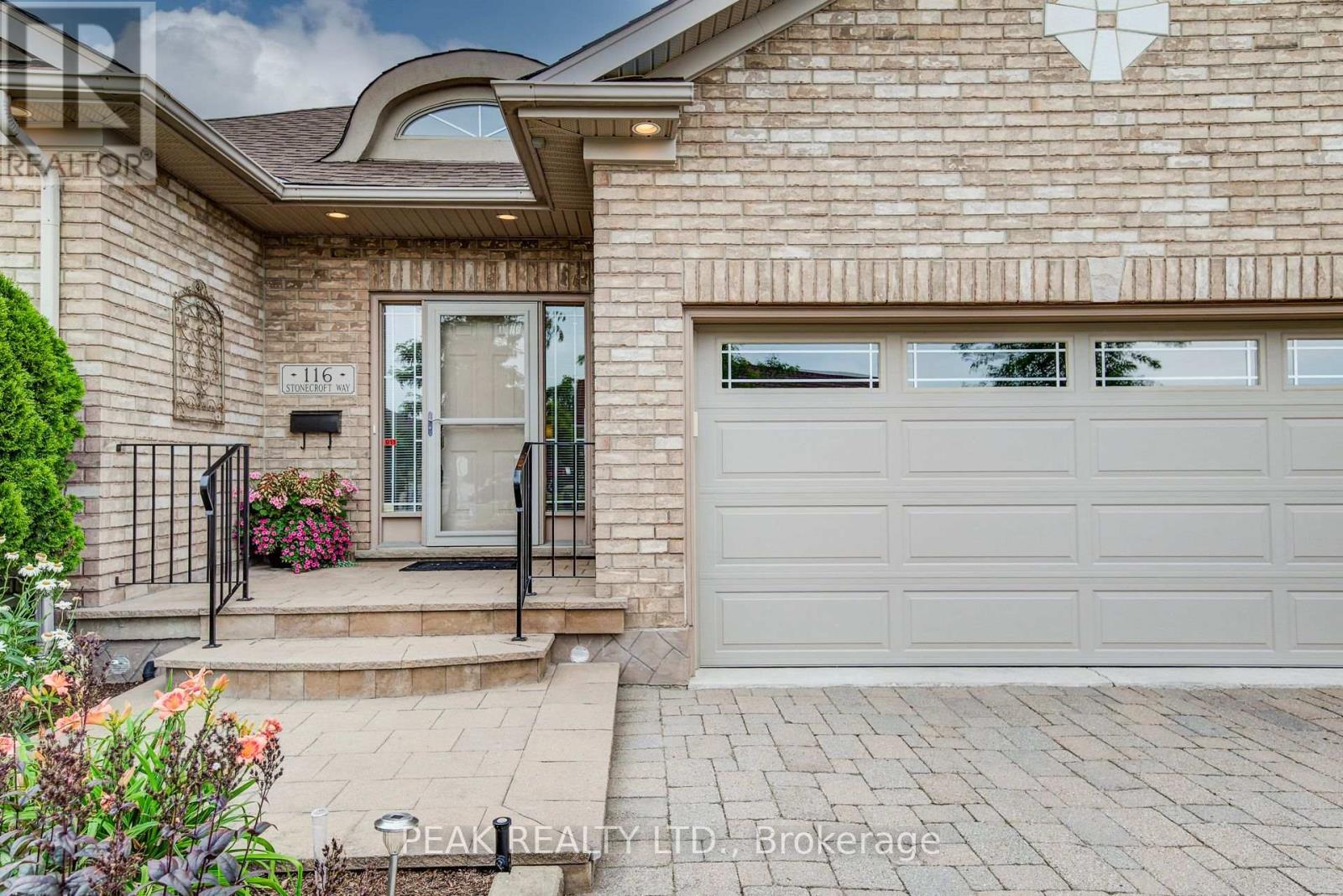 Property at 116 STONECROFT WAY image 4