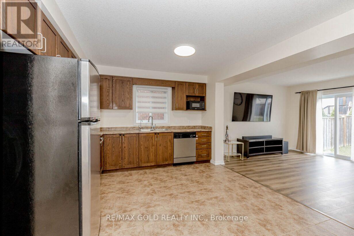 47 Hinrichs Crescent, Cambridge, Ontario  N1T 0A8 - Photo 10 - X12291182