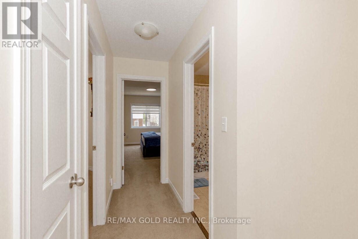 47 Hinrichs Crescent, Cambridge, Ontario  N1T 0A8 - Photo 23 - X12291182