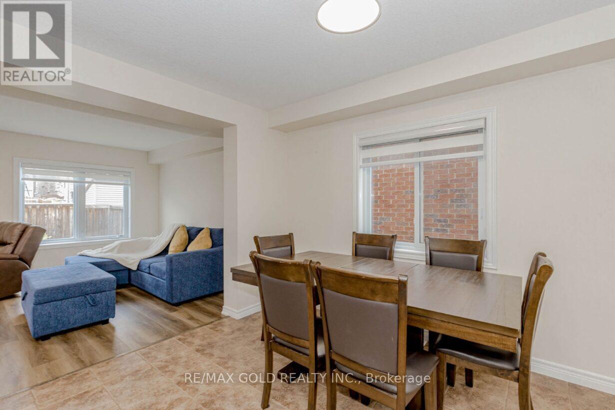 47 Hinrichs Crescent, Cambridge, Ontario  N1T 0A8 - Photo 9 - X12291182