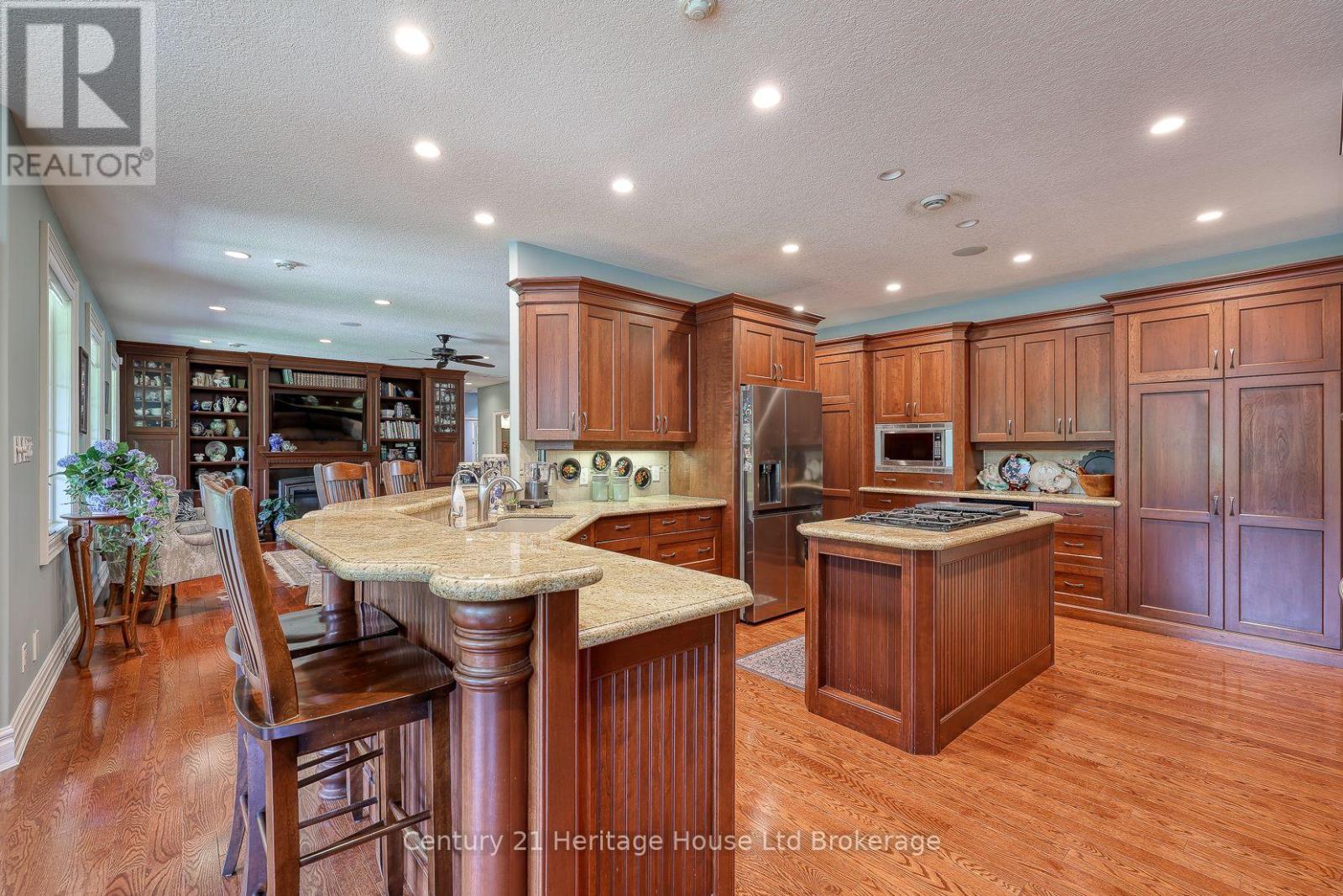 3249 Perth 113 Road, Perth South (Downie), Ontario  N5A 6S3 - Photo 14 - X12291332