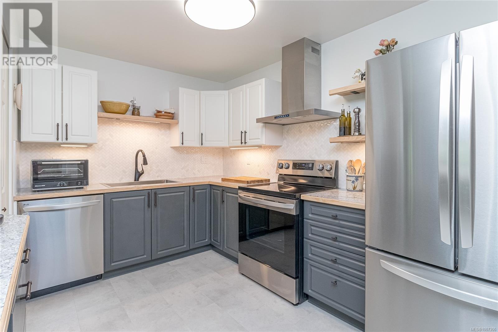 Property at 311 5620 Edgewater Lane image 3