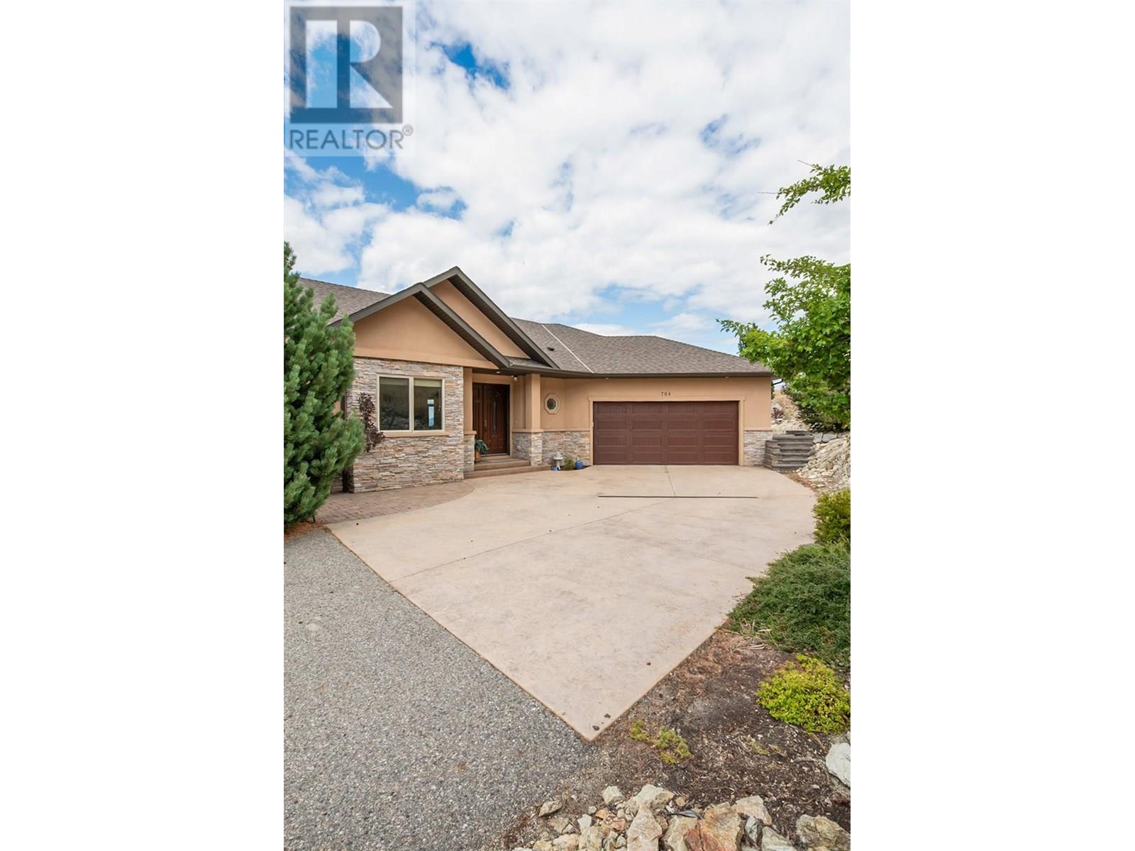 764 Kuipers Crescent Kelowna Photo 6 764 Kuipers Crescent Kelowna Photo 6