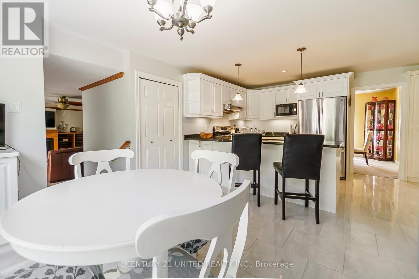 1656 Champlain Drive, Peterborough, Ontario  K9L 1N6 - Photo 17 - X12291400