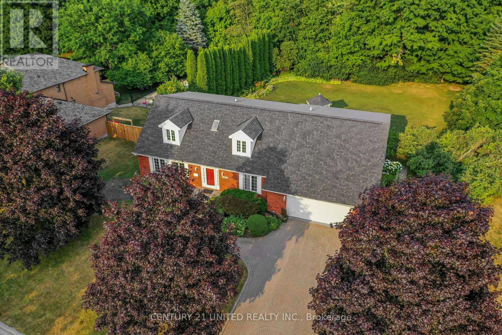 1656 Champlain Drive, Peterborough, Ontario  K9L 1N6 - Photo 2 - X12291400
