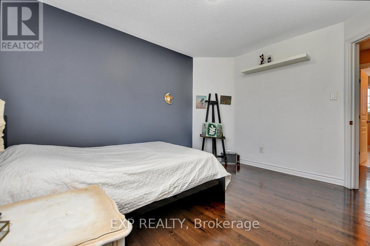 135 Riversedge Crescent, Ottawa, Ontario  K1V 0Z8 - Photo 33 - X12291463