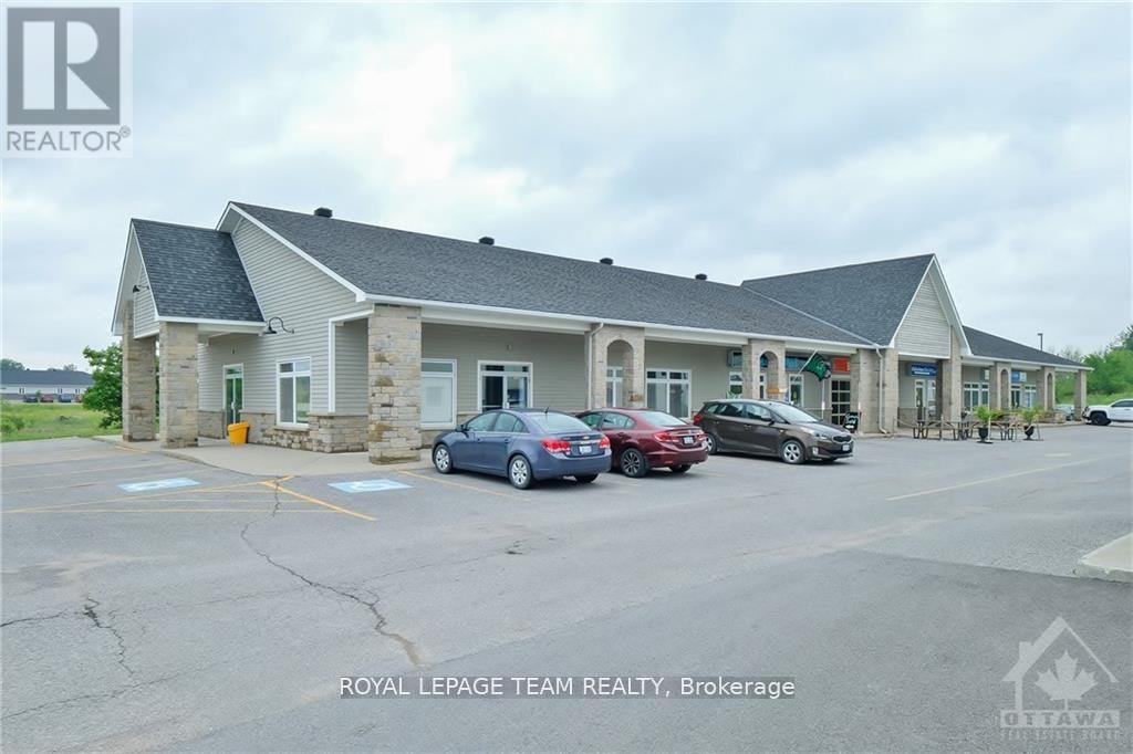 Unit 1a - 453 Ottawa Street, Mississippi Mills, Ontario  K0A 1A0 - Photo 3 - X12291497