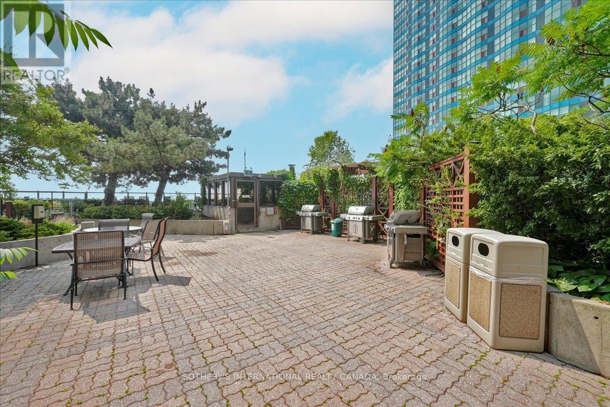1110 - 65 Harbour Square, Toronto, Ontario  M5J 2L4 - Photo 41 - C12285462