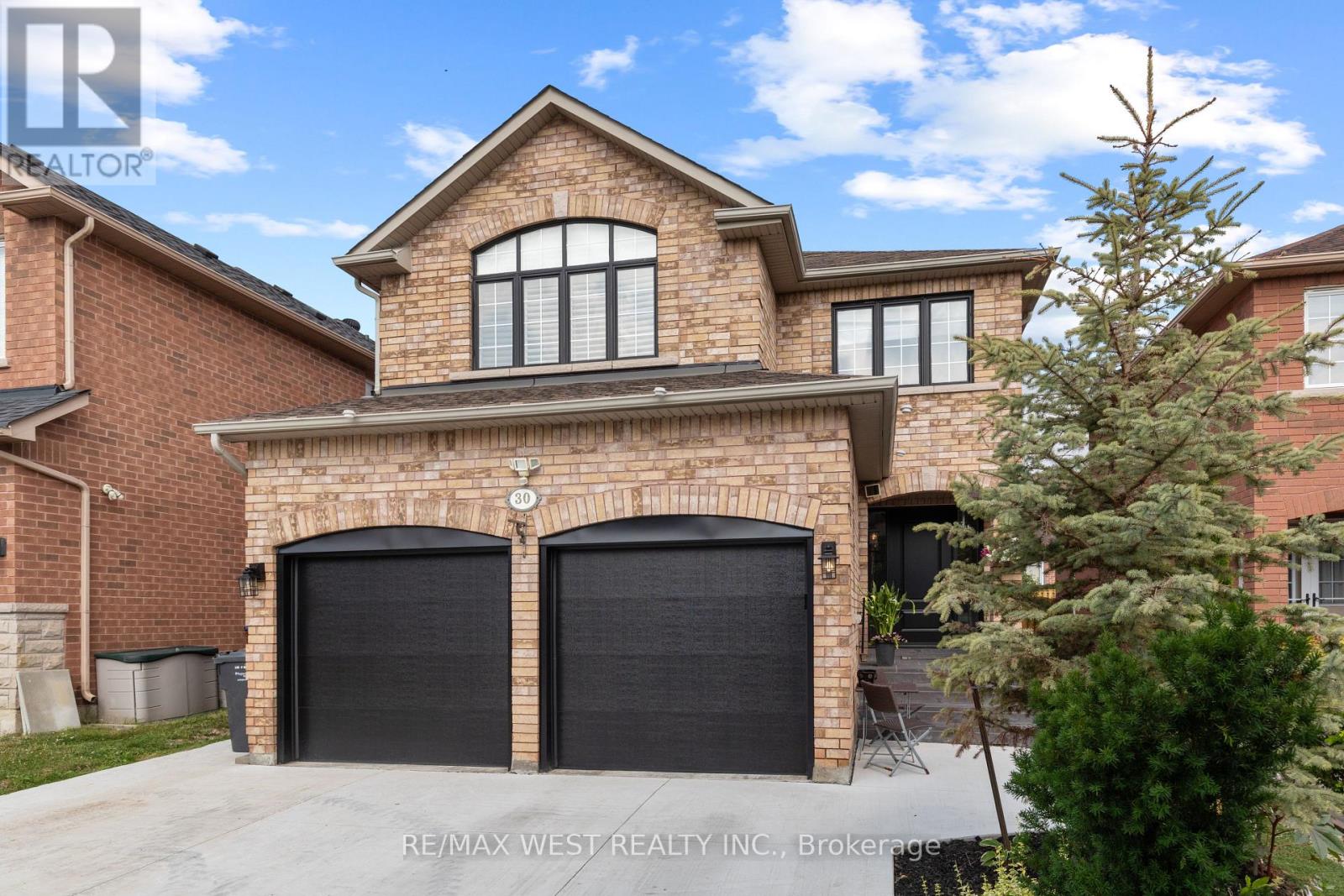 Property at 30 CROSS COUNTRY BOULEVARD image 1