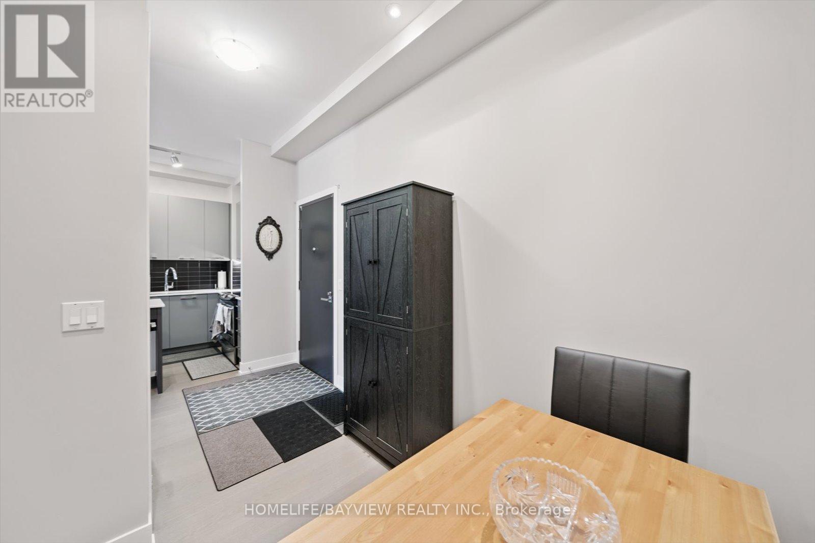 220 - 9471 Yonge Street, Richmond Hill, Ontario  L4C 1V4 - Photo 10 - N12291260