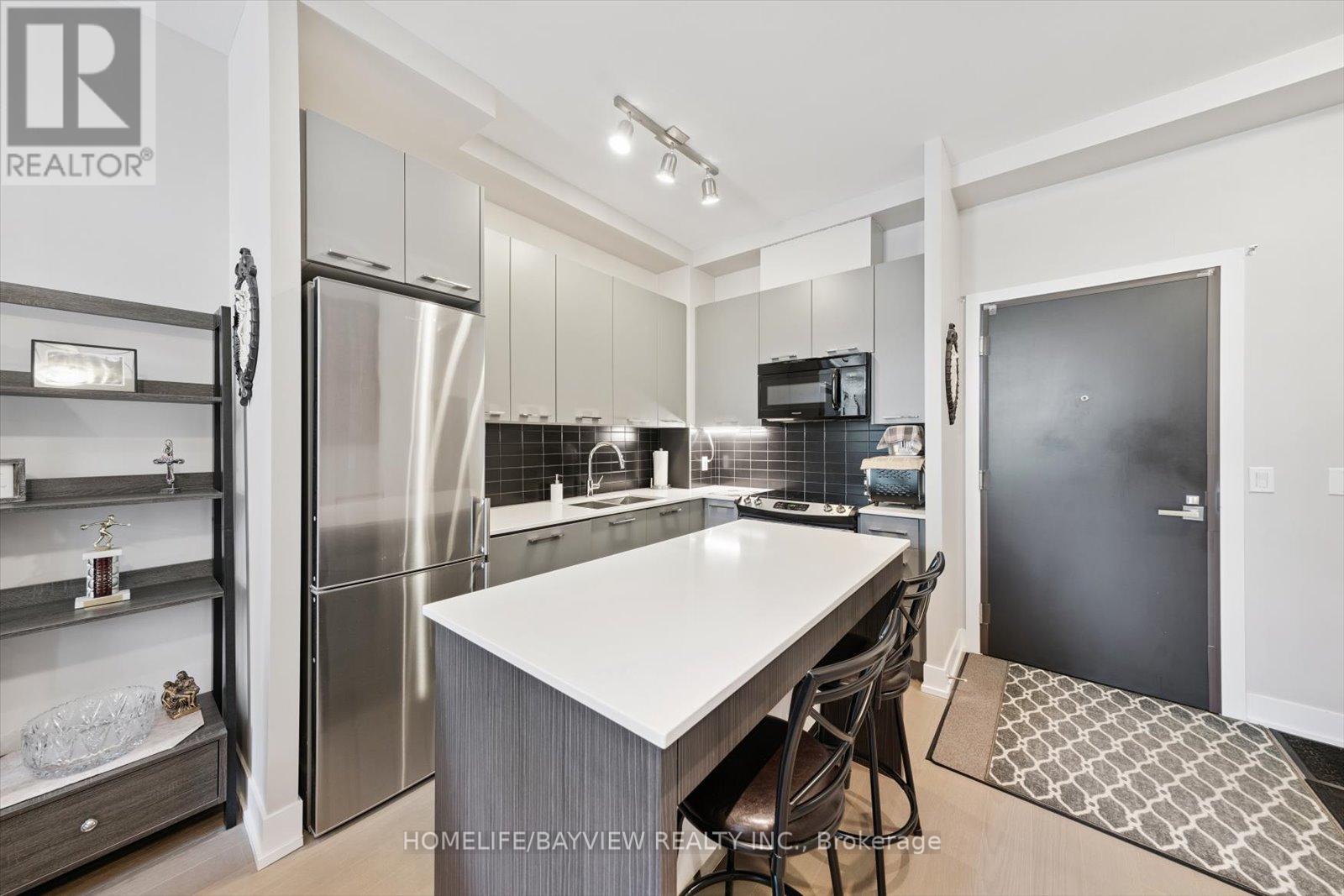 220 - 9471 Yonge Street, Richmond Hill, Ontario  L4C 1V4 - Photo 11 - N12291260
