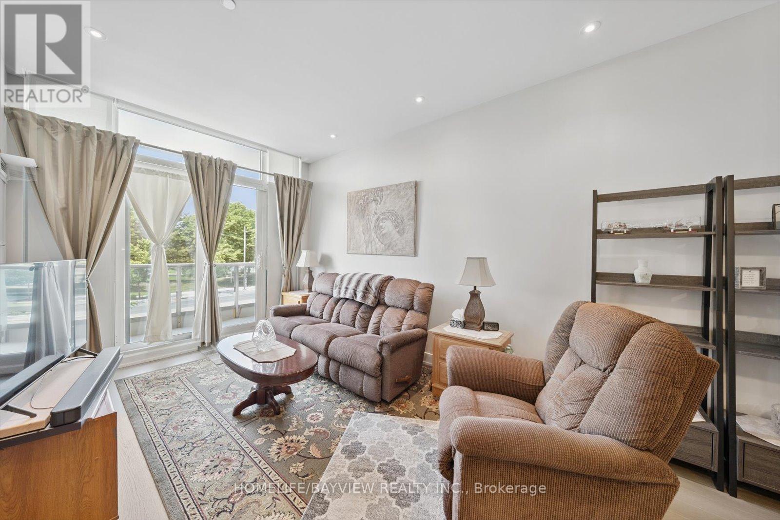 220 - 9471 Yonge Street, Richmond Hill, Ontario  L4C 1V4 - Photo 18 - N12291260