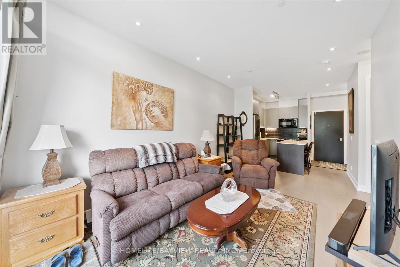 220 - 9471 Yonge Street, Richmond Hill, Ontario  L4C 1V4 - Photo 22 - N12291260