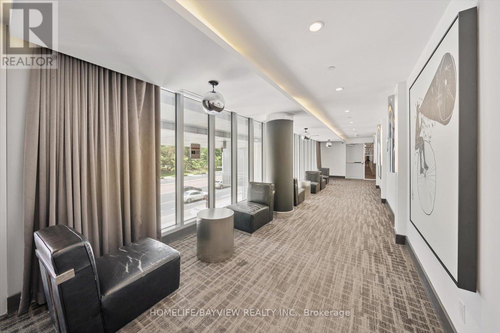 220 - 9471 Yonge Street, Richmond Hill, Ontario  L4C 1V4 - Photo 28 - N12291260