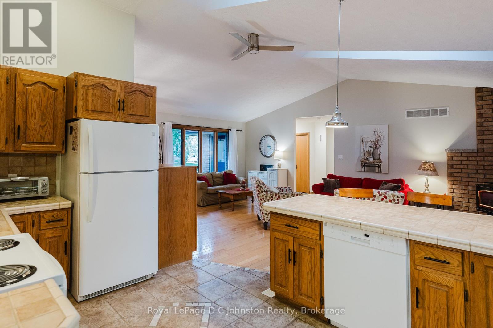 30 Cedar Bush Drive, Saugeen Shores, Ontario  N0H 2L0 - Photo 18 - X12291439