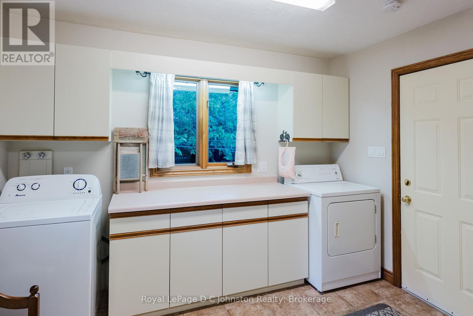 30 Cedar Bush Drive, Saugeen Shores, Ontario  N0H 2L0 - Photo 22 - X12291439