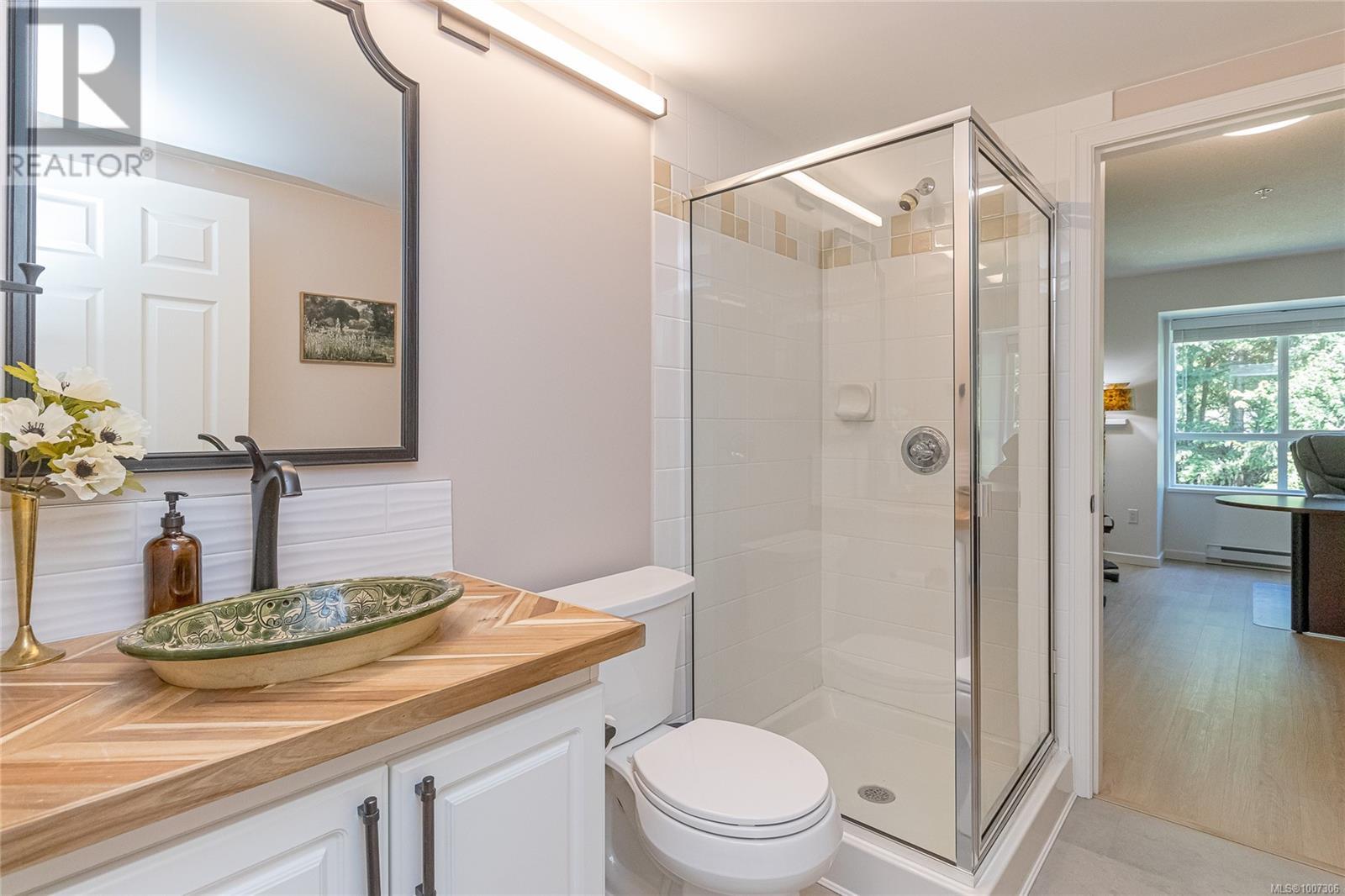 311 5620 Edgewater Lane, Nanaimo, British Columbia  V9T 5K1 - Photo 19 - 1007306