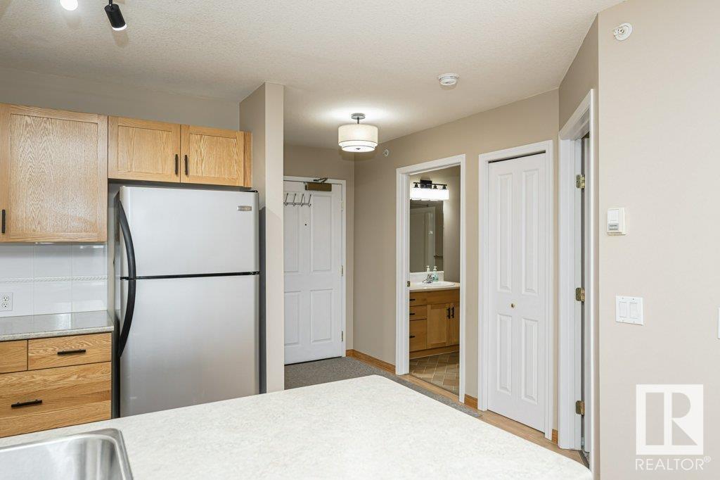 Property at #416 78 MCKENNEY AV image 4