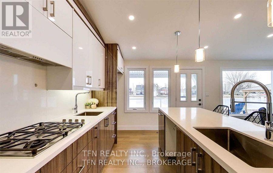 36 Dickinson Avenue, Norfolk, Ontario  N0E 1M0 - Photo 3 - X12291299