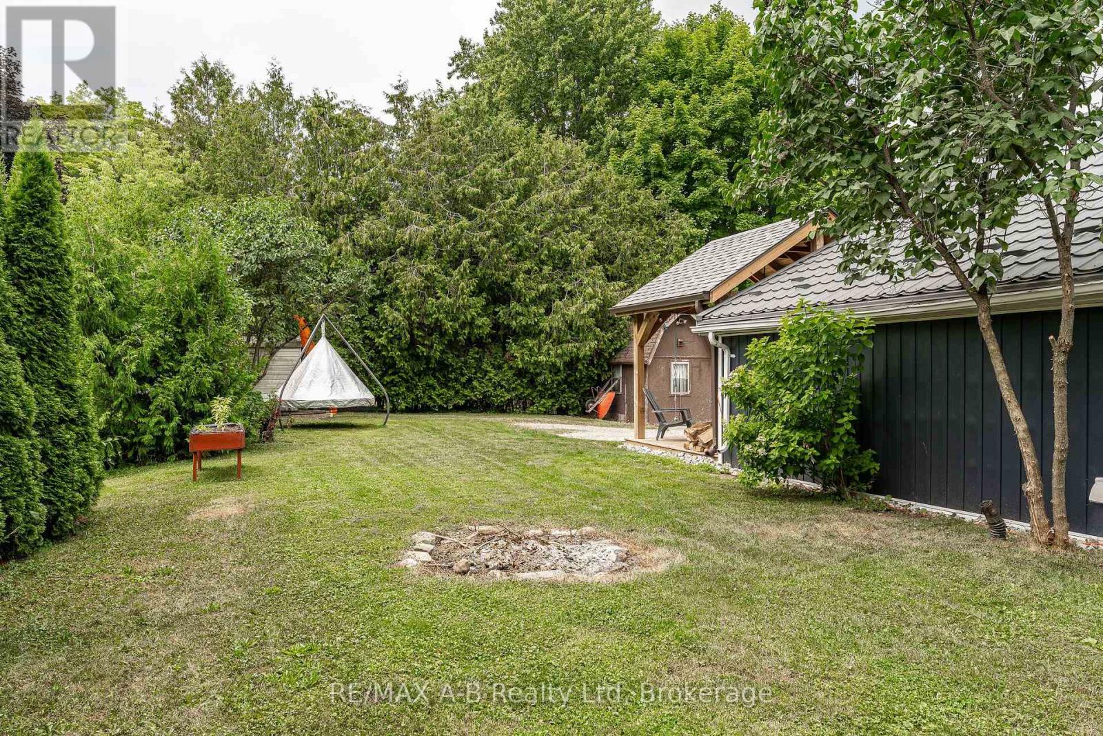 158 James Street N, St. Marys, Ontario  N4X 1B3 - Photo 36 - X12291529