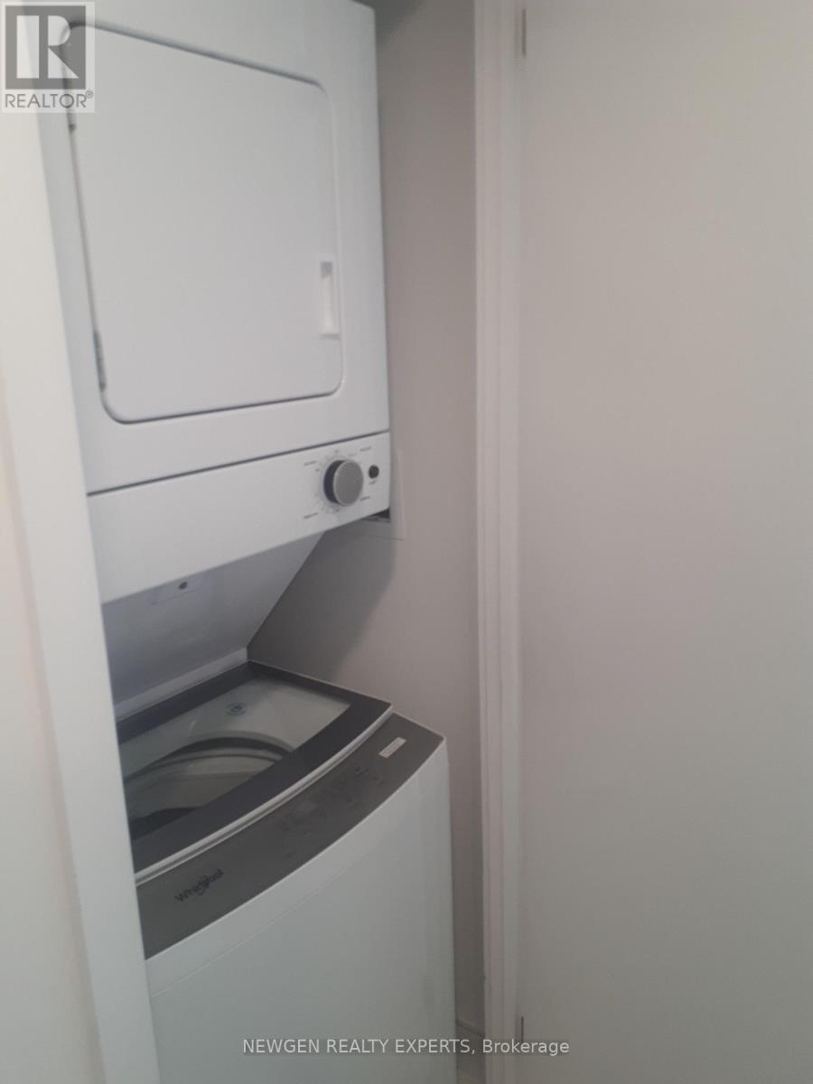 731 - 230 Simcoe Street, Toronto, Ontario  M5T 1T4 - Photo 10 - C12291364