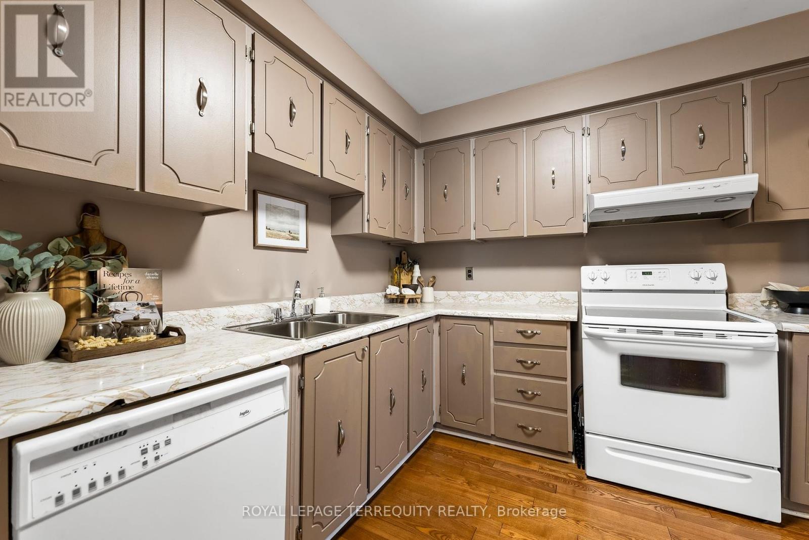 425 Lesabre Street, Oshawa, Ontario  L1K 1E3 - Photo 12 - E12291493