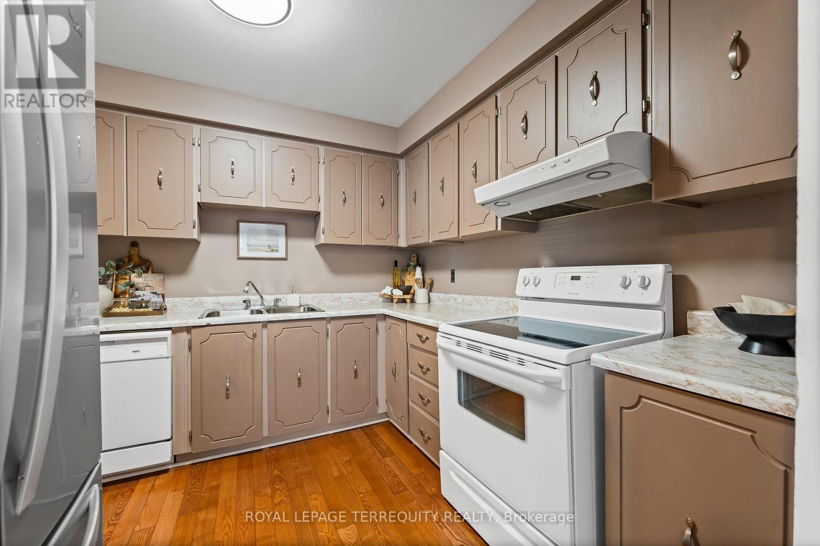425 Lesabre Street, Oshawa, Ontario  L1K 1E3 - Photo 14 - E12291493