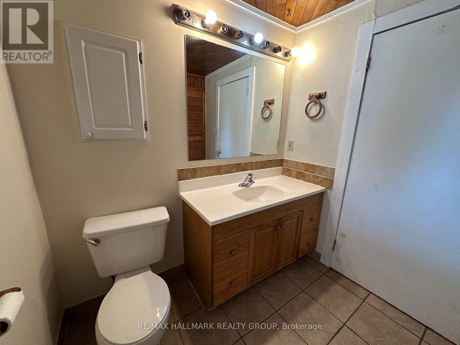 2440 Leitrim Road, Ottawa, Ontario  K1T 3V3 - Photo 12 - X12291506