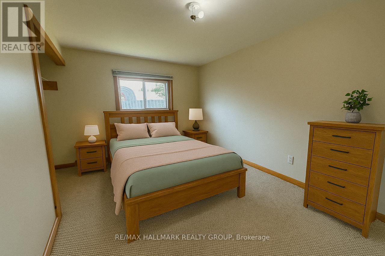 2440 Leitrim Road, Ottawa, Ontario  K1T 3V3 - Photo 15 - X12291506