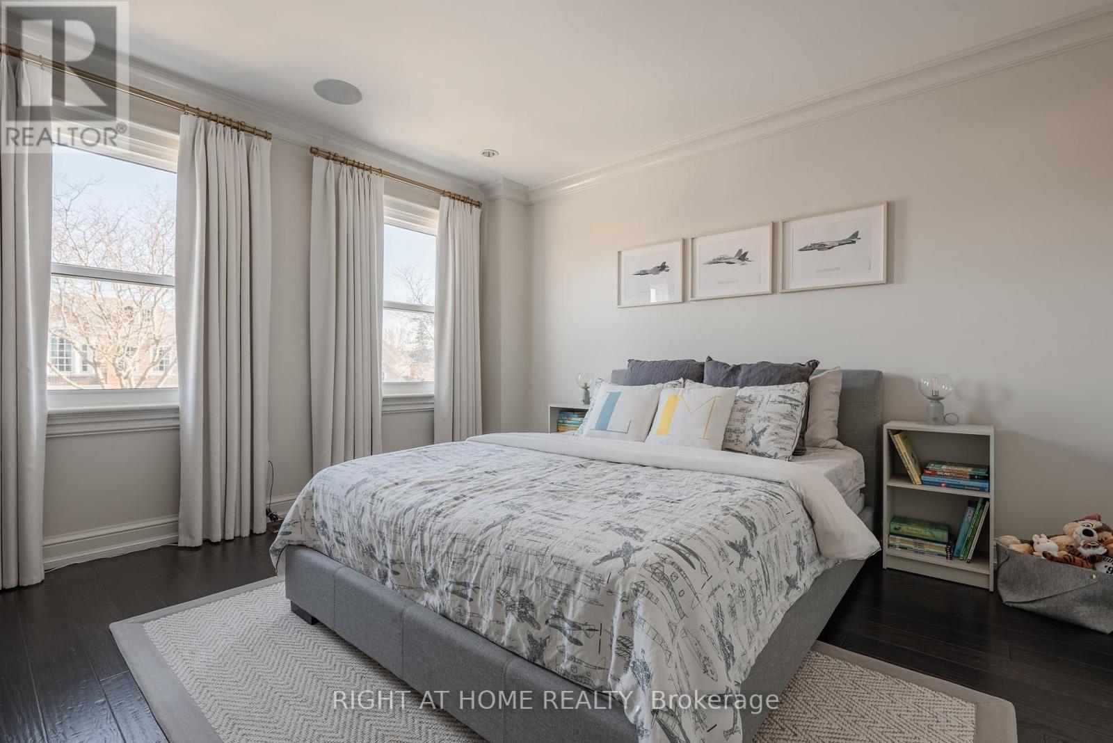 40 Oatlands Crescent, Richmond Hill, Ontario  L4C 9P1 - Photo 21 - N12291344