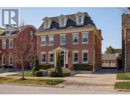 40 OATLANDS CRESCENT, Richmond Hill, Ontario