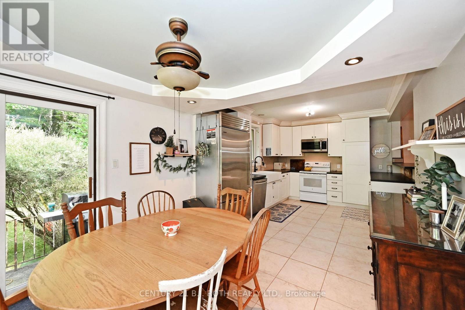 17956 Warden Avenue, East Gwillimbury, Ontario  L0G 1V0 - Photo 17 - N12291391