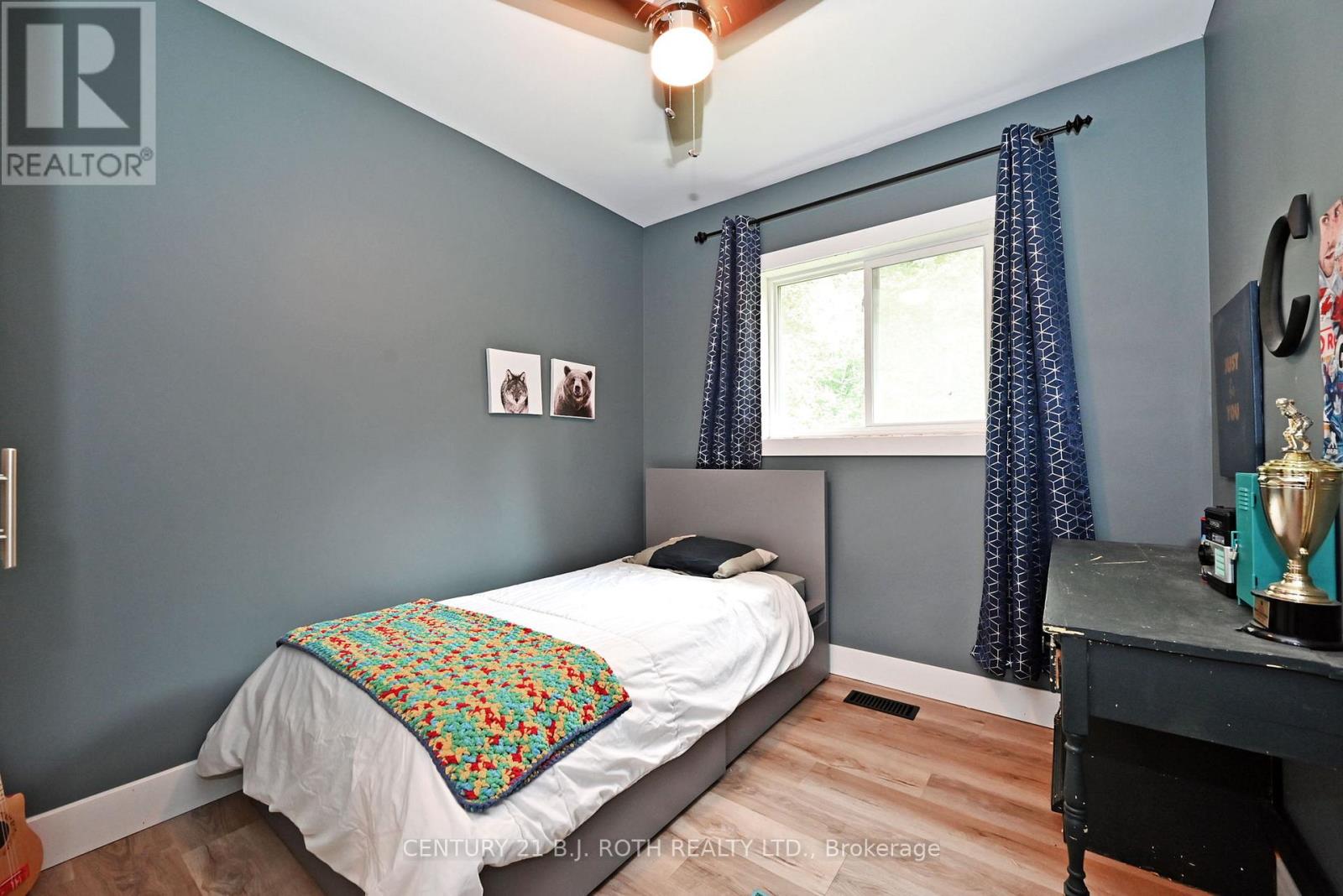 17956 Warden Avenue, East Gwillimbury, Ontario  L0G 1V0 - Photo 30 - N12291391