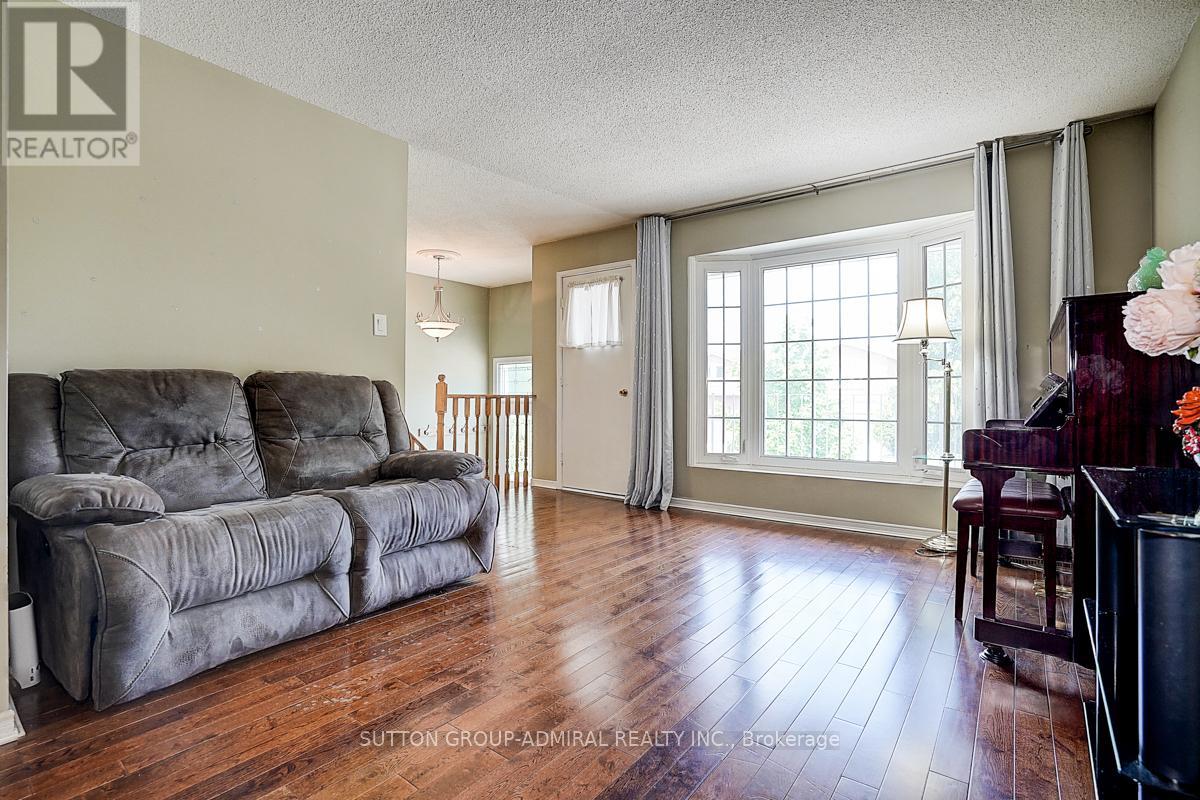 167 Wade Gate, Vaughan, Ontario  L4J 5X7 - Photo 12 - N12291394